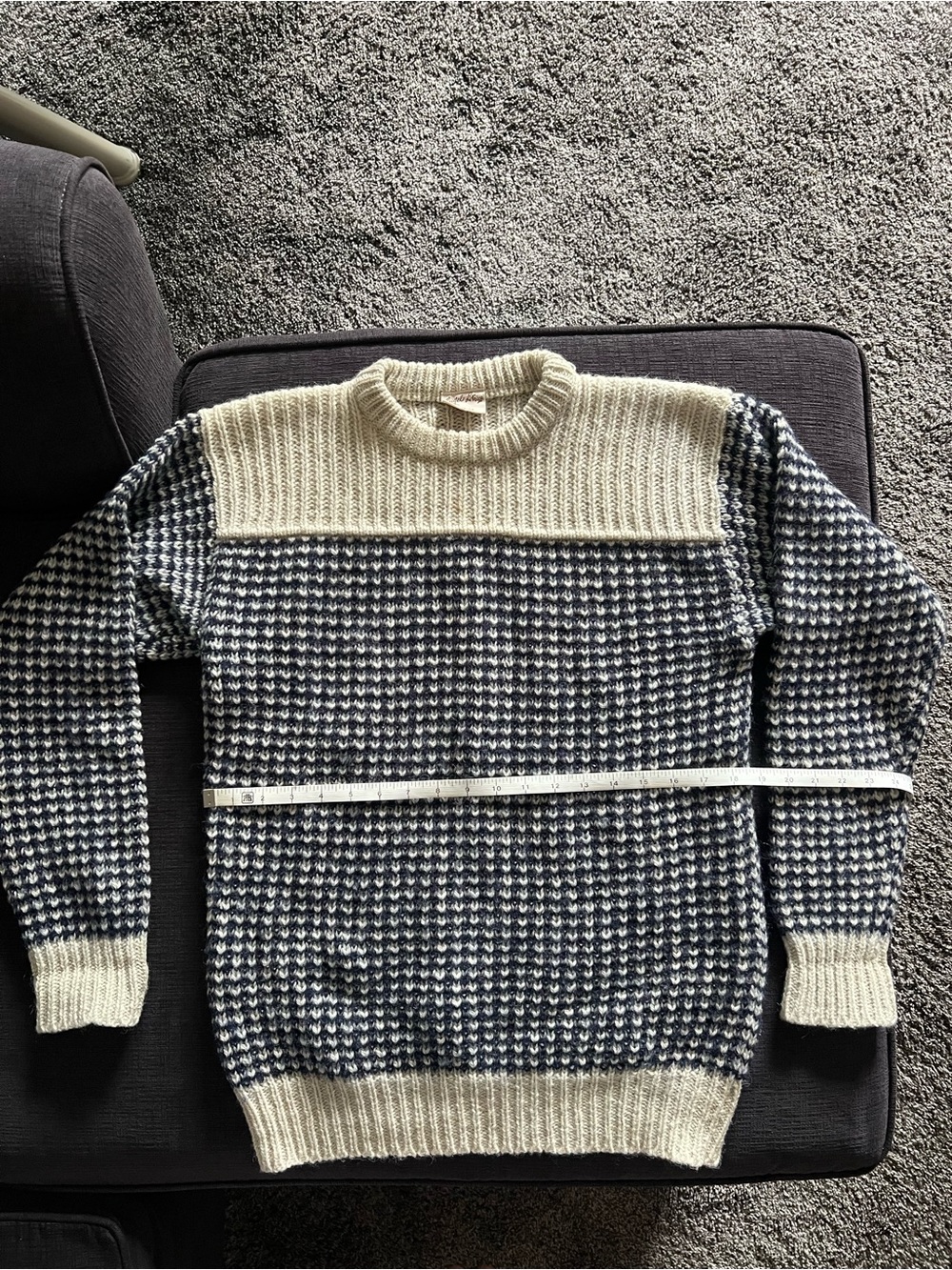 Men's Crewneck Knit Sweater in Cream and Navy Houndstooth